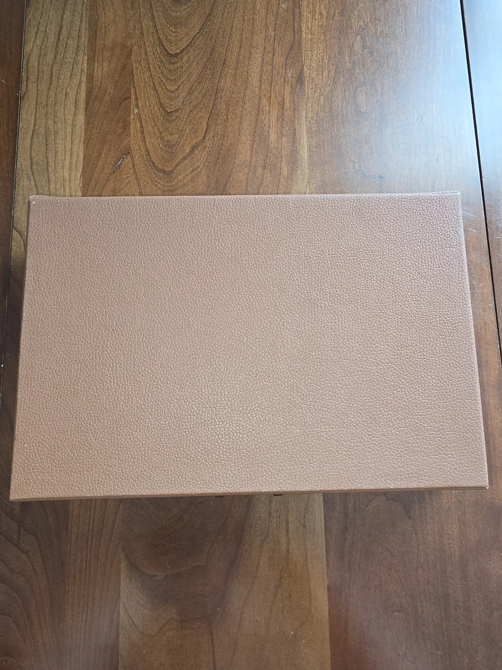 Tan Leather-Look Ring Storage Display with Glass Top, Excellent Condition